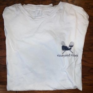 Vineyard Vines t-shirt Size XS